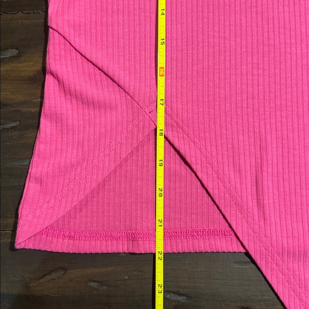 MOTF Women's Vibrant Pink Turtleneck Tank Top - Picture 5 of 8